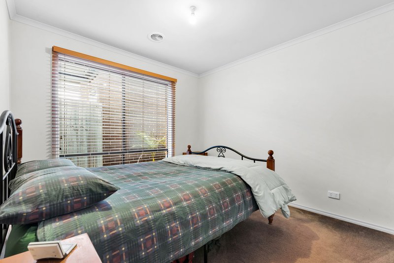 Photo - 4 Garnet Close, Skye VIC 3977 - Image 10