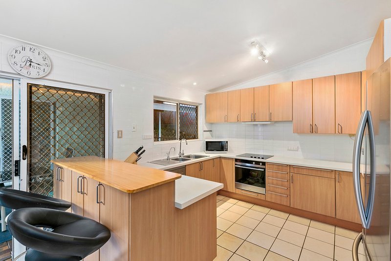 Photo - 4 Garnet Street, Alexandra Hills QLD 4161 - Image 3