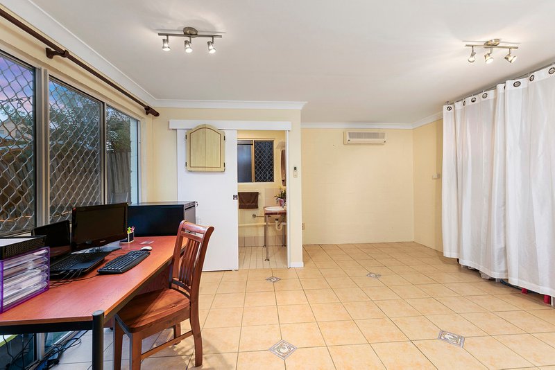 Photo - 4 Garnet Street, Alexandra Hills QLD 4161 - Image 13