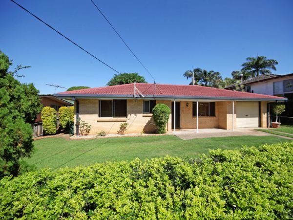 Photo - 4 Gawain Road, Bracken Ridge QLD 4017 - Image 13