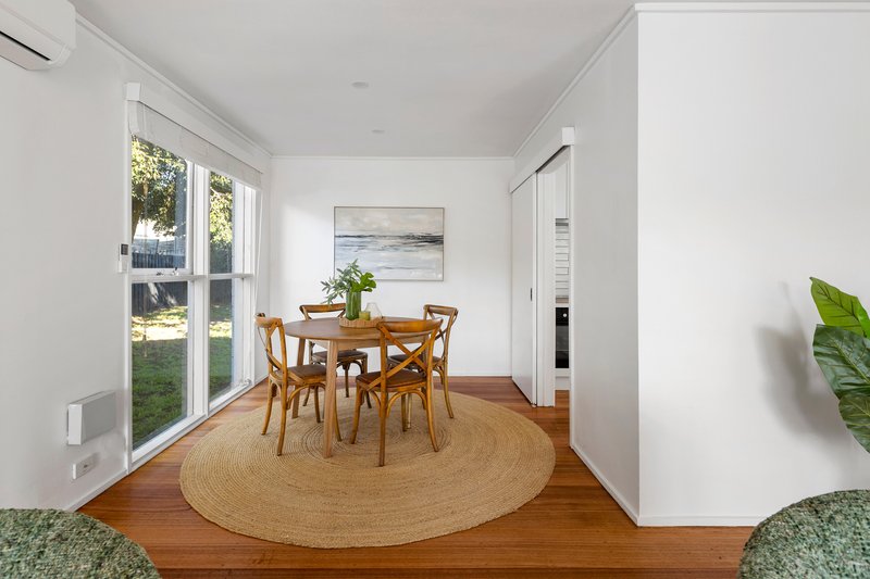 Photo - 4 Gaynor Court, Frankston VIC 3199 - Image 6