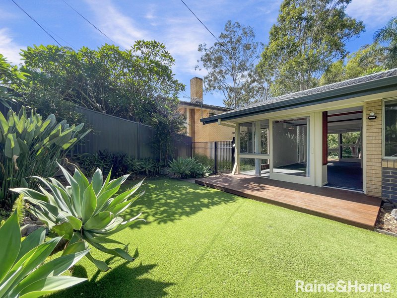 Photo - 4 Gem Road, Kenmore QLD 4069 - Image 5