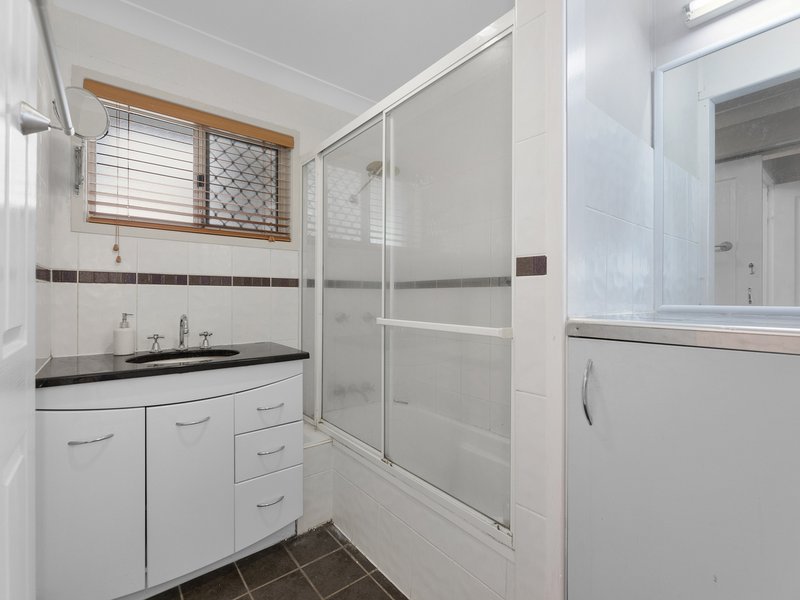 Photo - 4 George Street, Tivoli QLD 4305 - Image 7