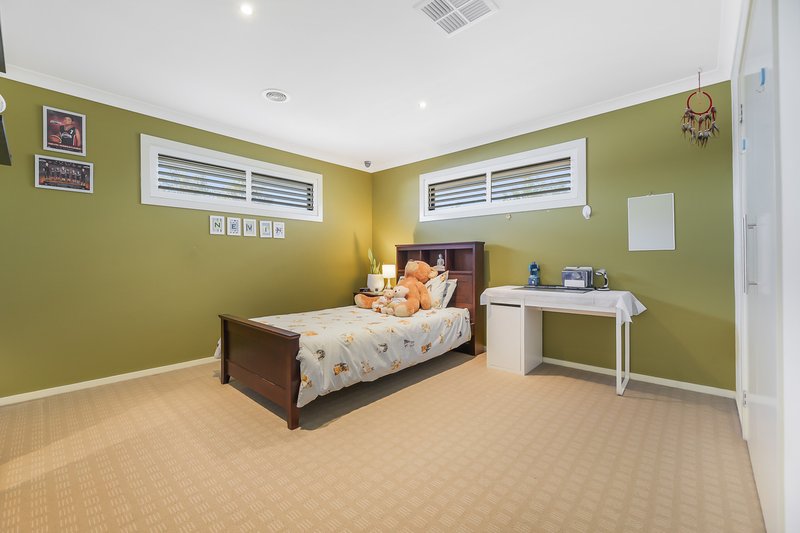 Photo - 4 Geranium Court, Berwick VIC 3806 - Image 14