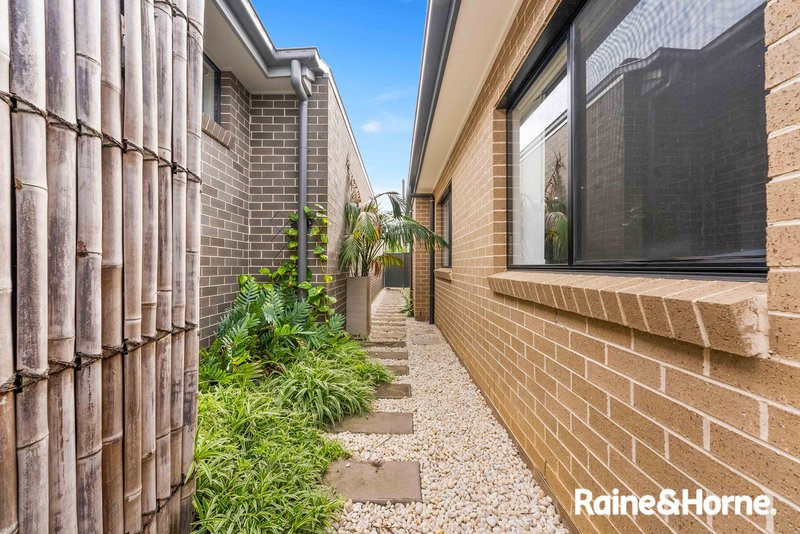 Photo - 4 Gerygone Street, Austral NSW 2179 - Image 9