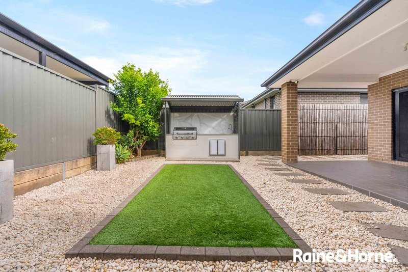 Photo - 4 Gerygone Street, Austral NSW 2179 - Image 10