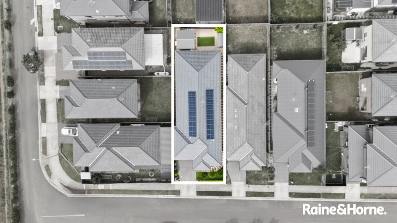 Photo - 4 Gerygone Street, Austral NSW 2179 - Image 11