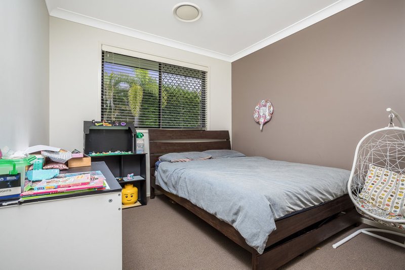 Photo - 4 Ginger Crescent, Griffin QLD 4503 - Image 10