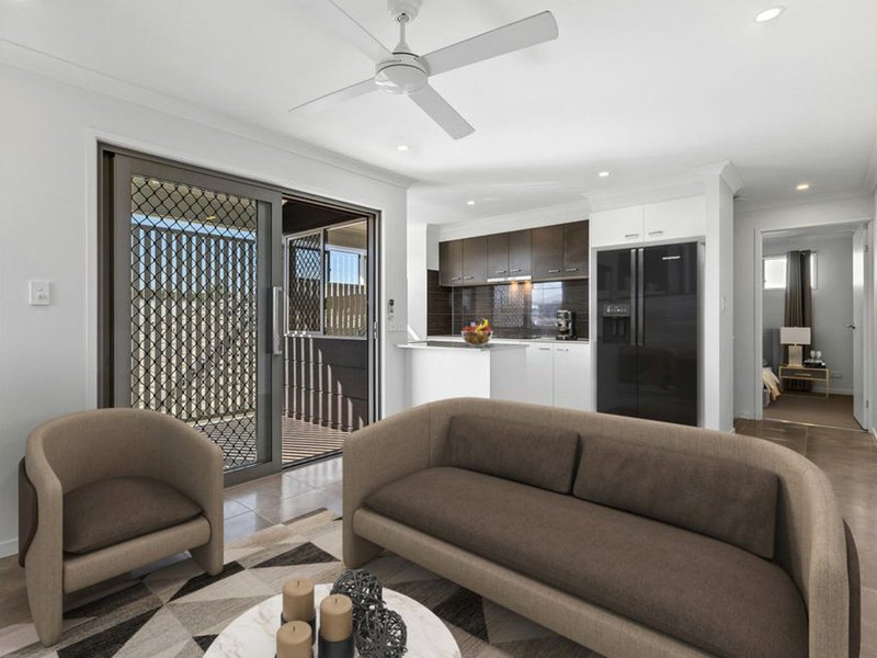 Photo - 4 Ginger Street, Caloundra West QLD 4551 - Image 2