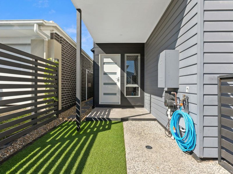 Photo - 4 Ginger Street, Caloundra West QLD 4551 - Image 10