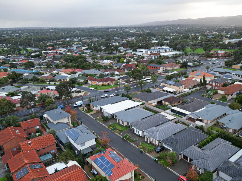 Photo - 4 Girolamo Court, Campbelltown SA 5074 - Image 17