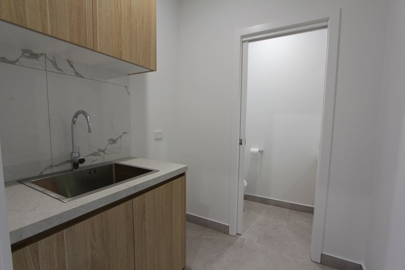 Photo - 4 Glacier Place, Springvale VIC 3171 - Image 5