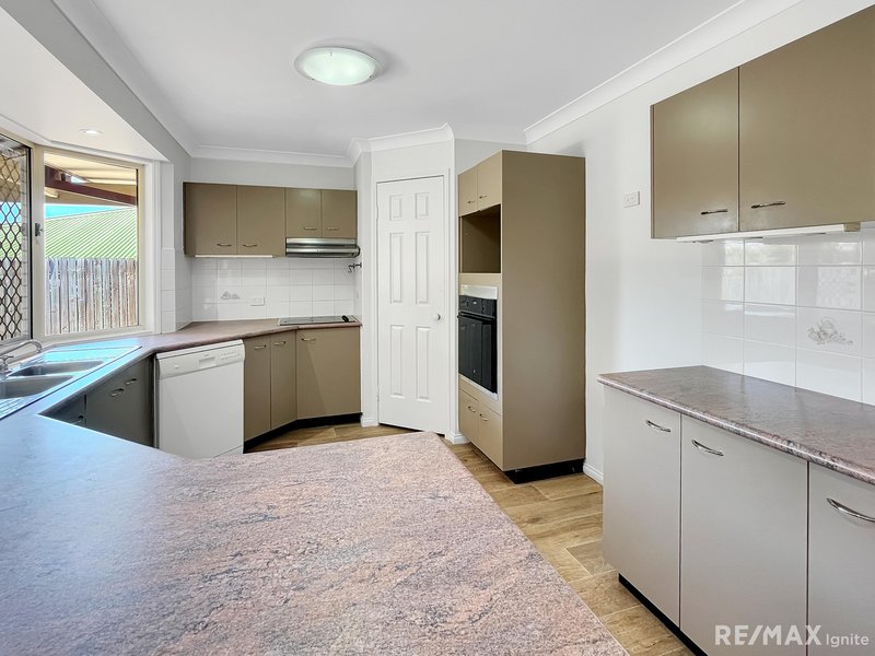 Photo - 4 Glasgow Boulevard, Brassall QLD 4305 - Image 4