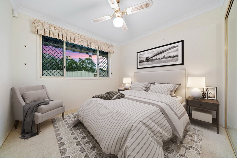 Photo - 4 Gleditsia Close, Regents Park QLD 4118 - Image 10