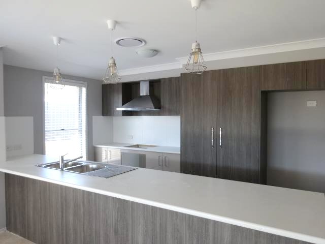 Photo - 4 Gleneagles Avenue, Heddon Greta NSW 2321 - Image 3