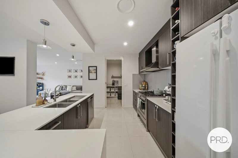 Photo - 4 Glenferrie Drive, Shepparton VIC 3630 - Image 5