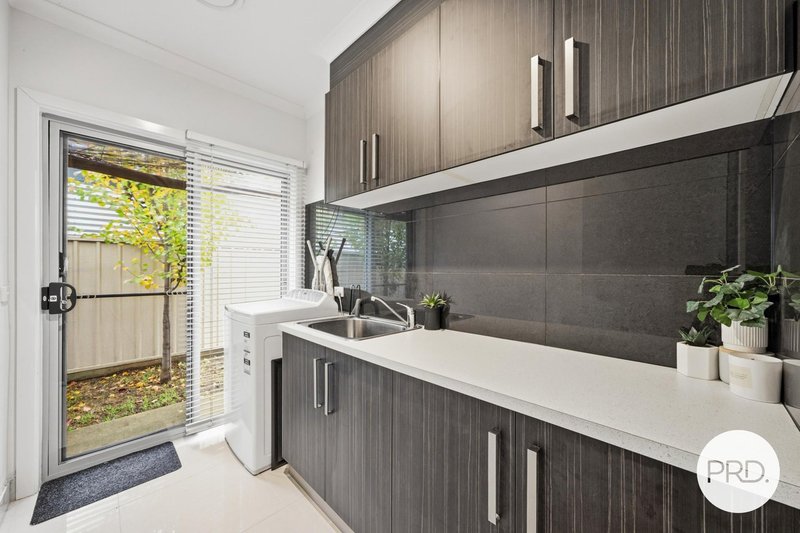 Photo - 4 Glenferrie Drive, Shepparton VIC 3630 - Image 13