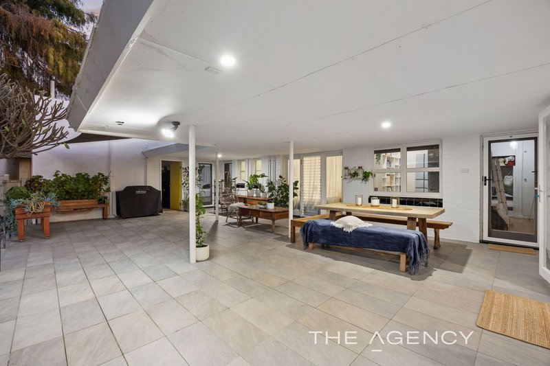 Photo - 4 Glengariff Drive, Floreat WA 6014 - Image 23