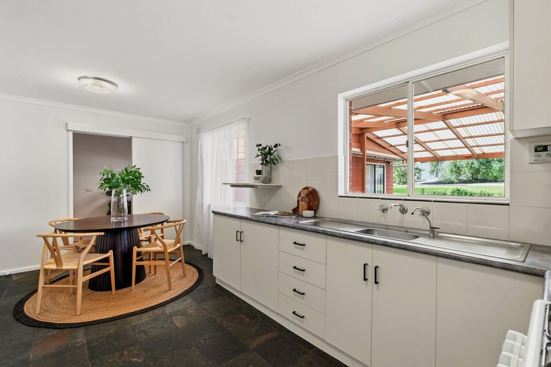 Photo - 4 Glenloth Drive, Happy Valley SA 5159 - Image 10