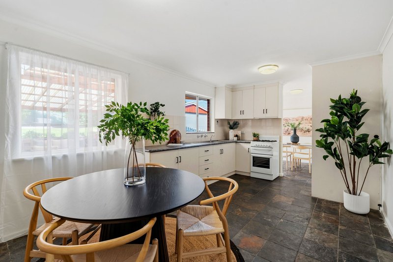 Photo - 4 Glenloth Drive, Happy Valley SA 5159 - Image 11