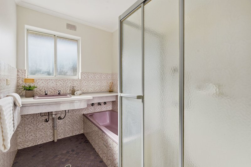Photo - 4 Glenloth Drive, Happy Valley SA 5159 - Image 15