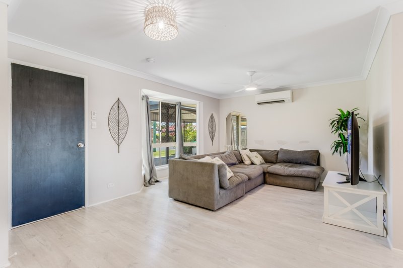 Photo - 4 Gloria Court, Deception Bay QLD 4508 - Image 4