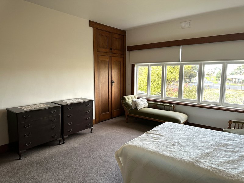 Photo - 4 Goldie Street, Wynyard TAS 7325 - Image 6