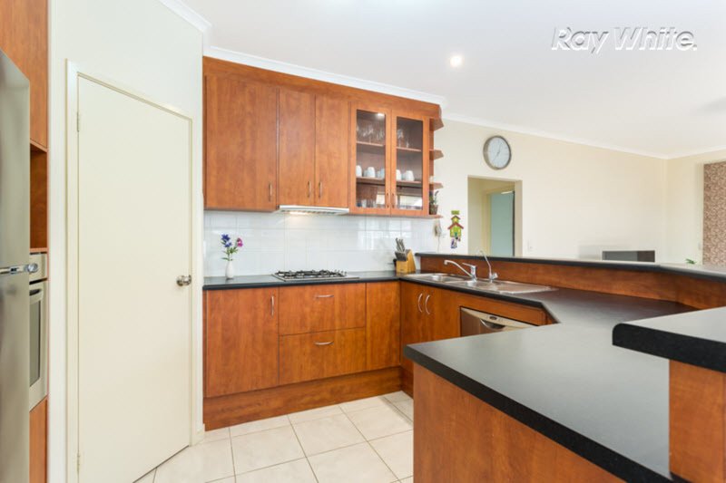 Photo - 4 Gomera Street, Mawson Lakes SA 5095 - Image 5