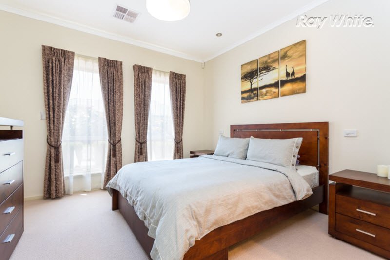 Photo - 4 Gomera Street, Mawson Lakes SA 5095 - Image 7