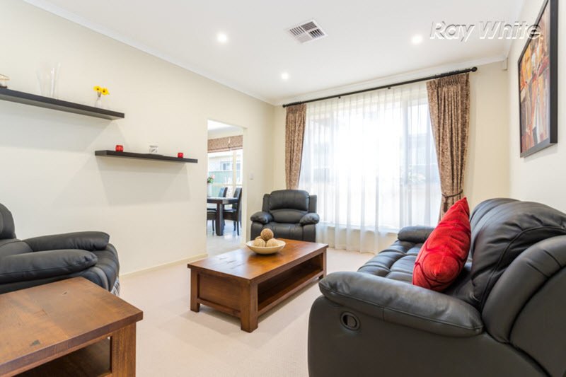 Photo - 4 Gomera Street, Mawson Lakes SA 5095 - Image 9