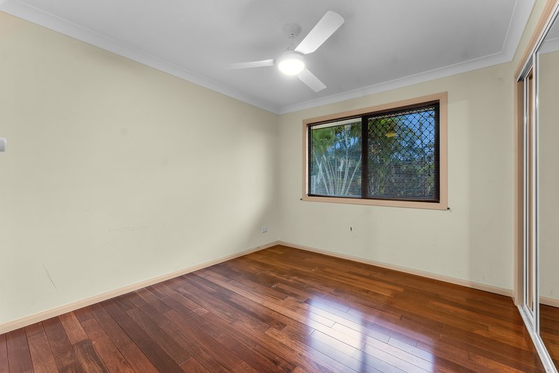 Photo - 4 Gordonbrook Close, Albany Creek QLD 4035 - Image 19