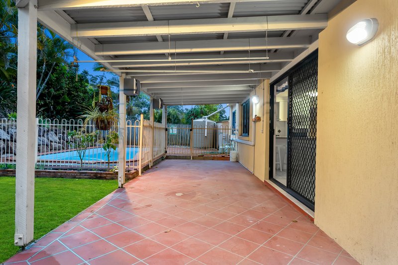 Photo - 4 Gordonbrook Close, Albany Creek QLD 4035 - Image 24