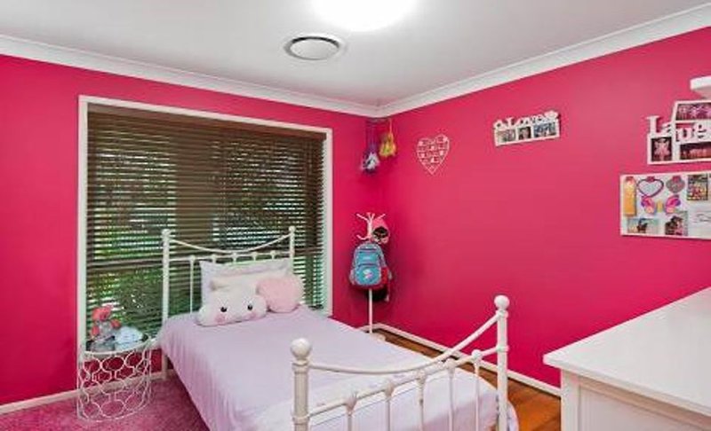 Photo - 4 Gosford Court, Rochedale South QLD 4123 - Image 8