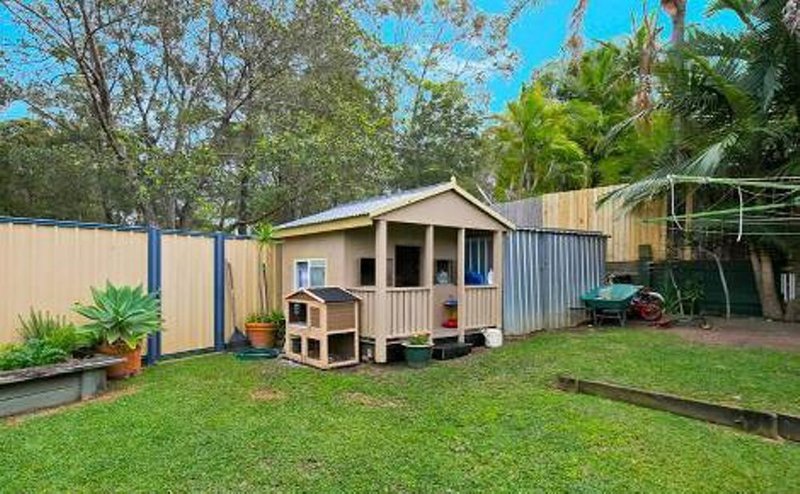 Photo - 4 Gosford Court, Rochedale South QLD 4123 - Image 17