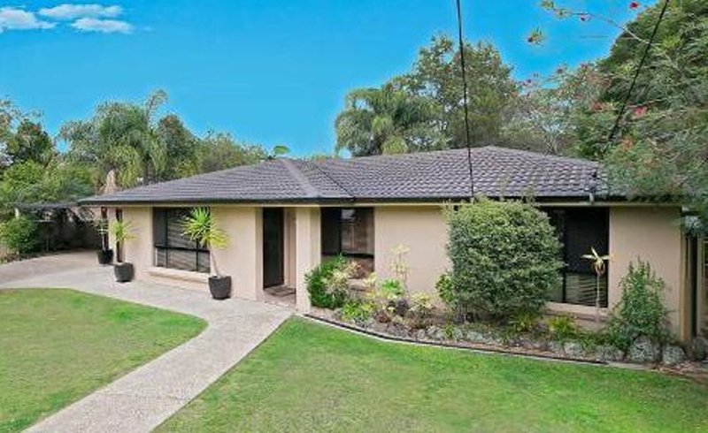 Photo - 4 Gosford Court, Rochedale South QLD 4123 - Image 18