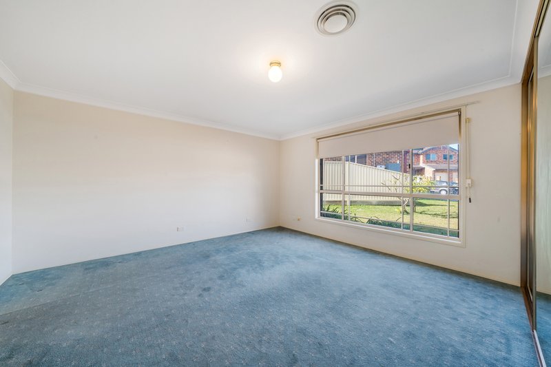 Photo - 4 Grassy Close, Hinchinbrook NSW 2168 - Image 14