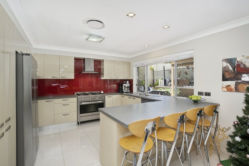 Photo - 4 Greaves Court, Carrara QLD 4211 - Image 10