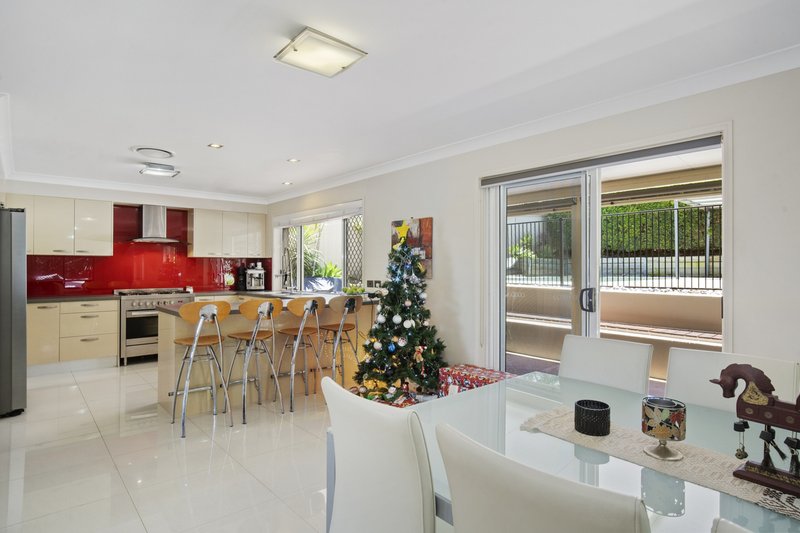 Photo - 4 Greaves Court, Carrara QLD 4211 - Image 11