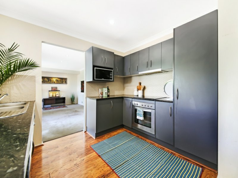 Photo - 4 Grebe Place, Burleigh Waters QLD 4220 - Image 11