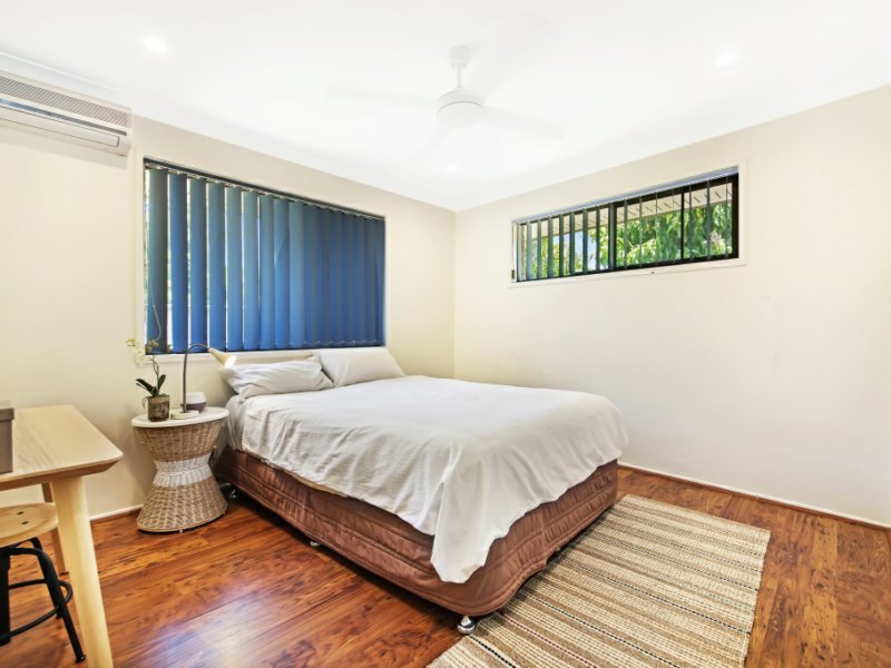 Photo - 4 Grebe Place, Burleigh Waters QLD 4220 - Image 8