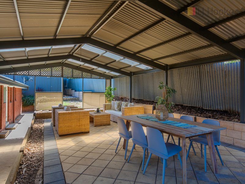 Photo - 4 Greenbank Close, O'Halloran Hill SA 5158 - Image 2