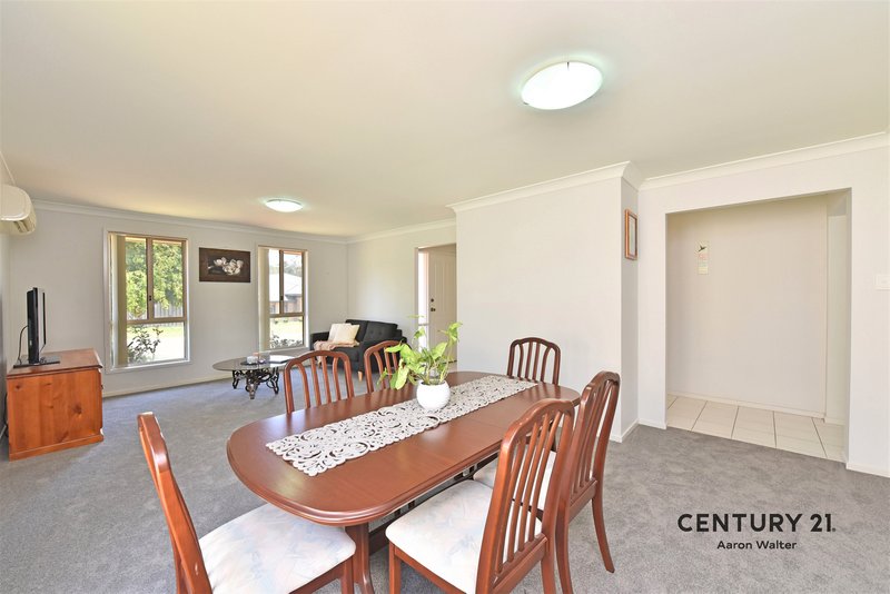 Photo - 4 Greenock Court, Cameron Park NSW 2285 - Image 2