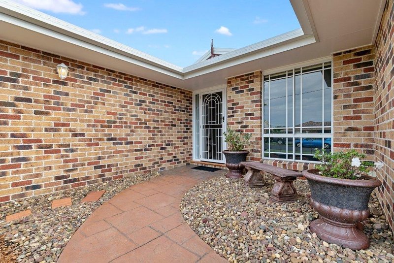 Photo - 4 Greenway Court, Maryborough QLD 4650 - Image 4