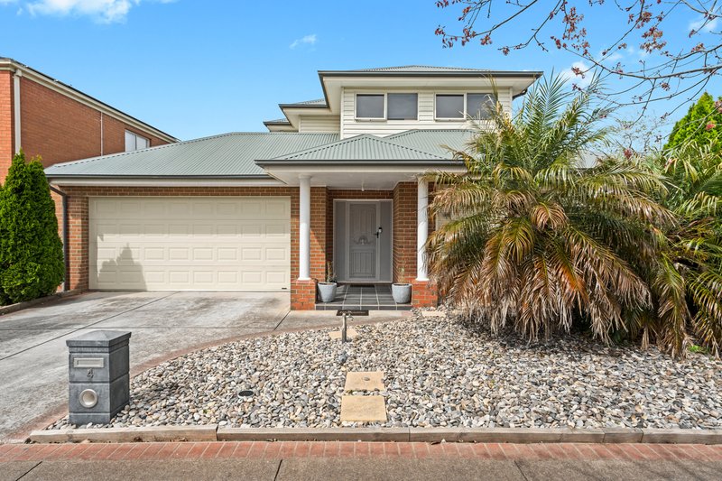 4 Greenwich Crescent, Caroline Springs VIC 3023