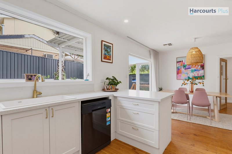 Photo - 4 Greenwillow Crescent, Happy Valley SA 5159 - Image 10