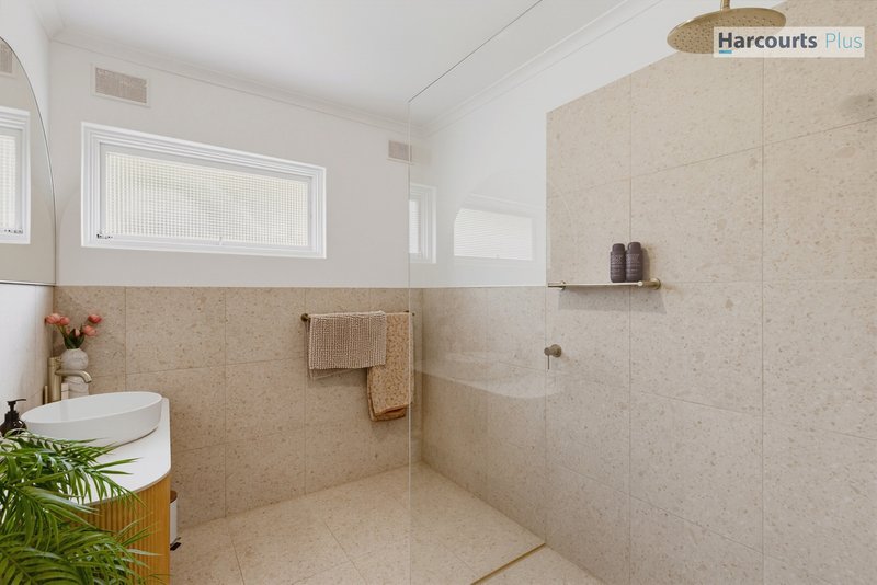 Photo - 4 Greenwillow Crescent, Happy Valley SA 5159 - Image 15