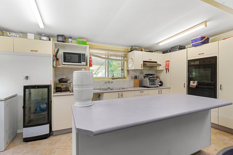 Photo - 4 Gregory Avenue, Deception Bay QLD 4508 - Image 2