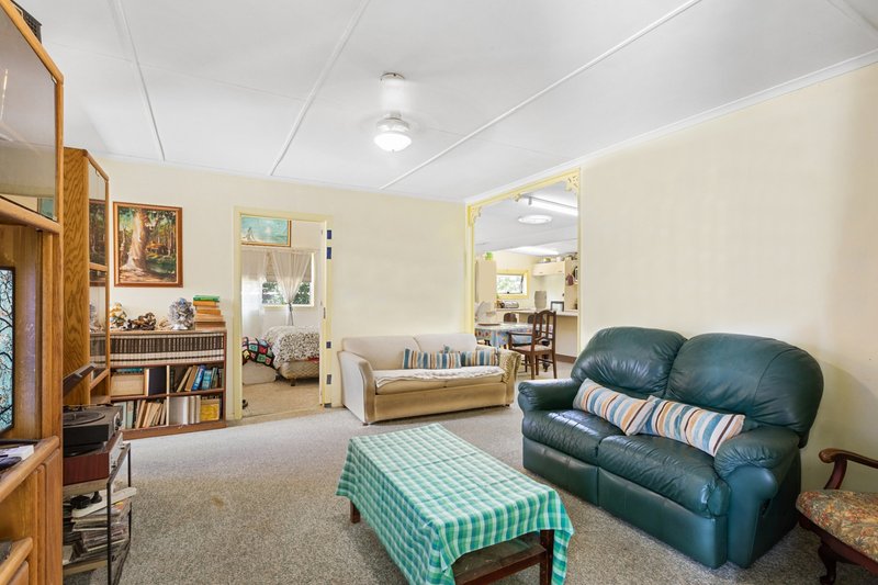 Photo - 4 Gregory Avenue, Deception Bay QLD 4508 - Image 4