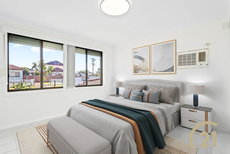 Photo - 4 Gregory Street, Fairfield West NSW 2165 - Image 3