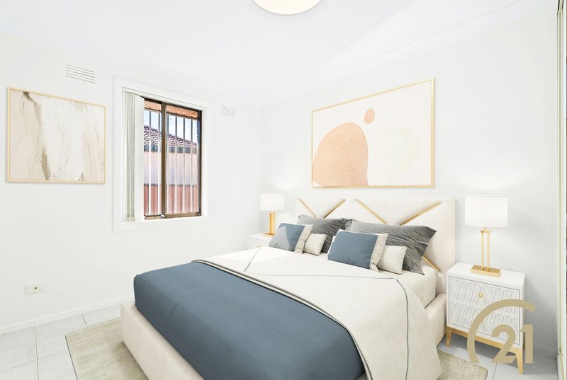 Photo - 4 Gregory Street, Fairfield West NSW 2165 - Image 4